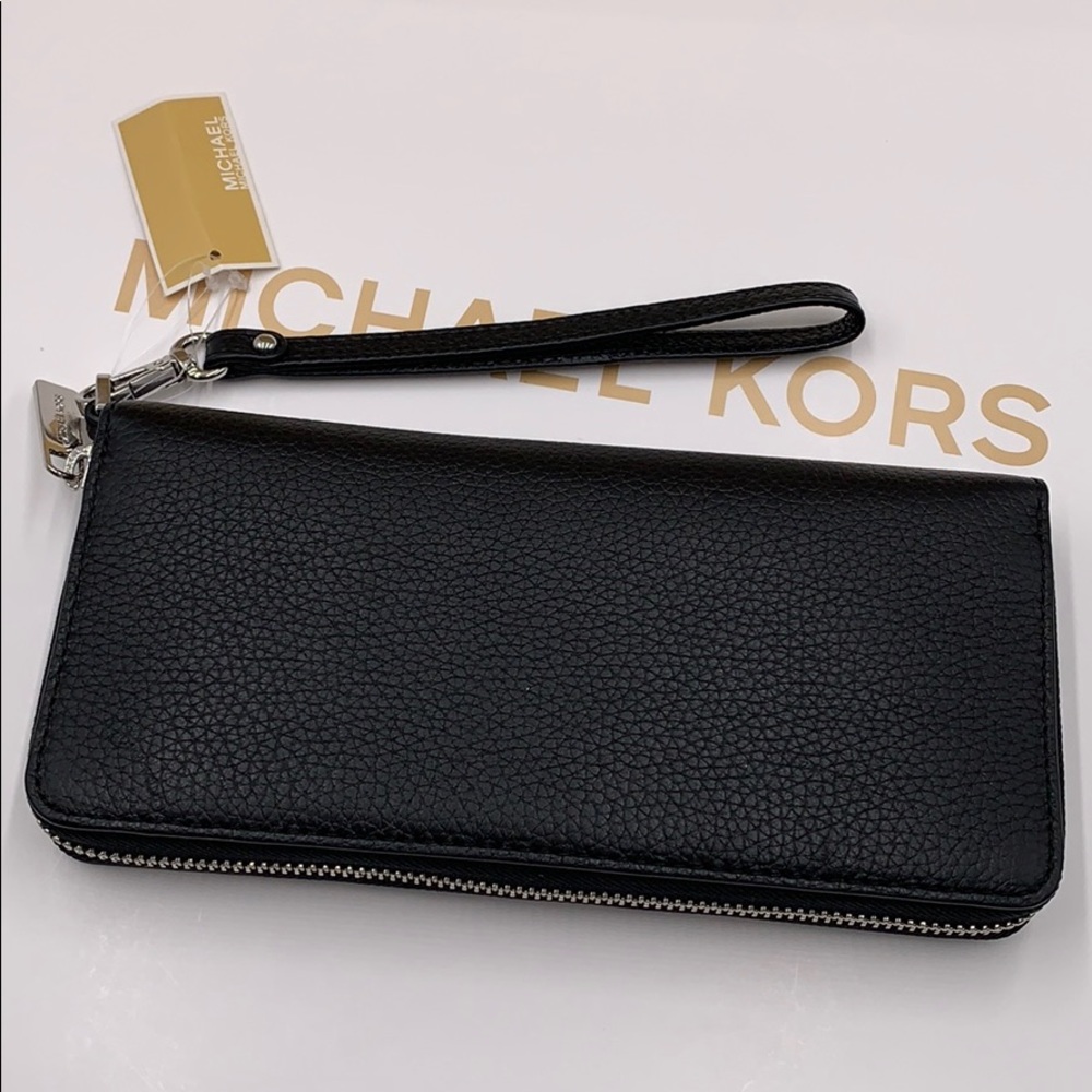 MICHAEL KORS Jet Set Travel Continental PVC Zip - Picture 4 of 13